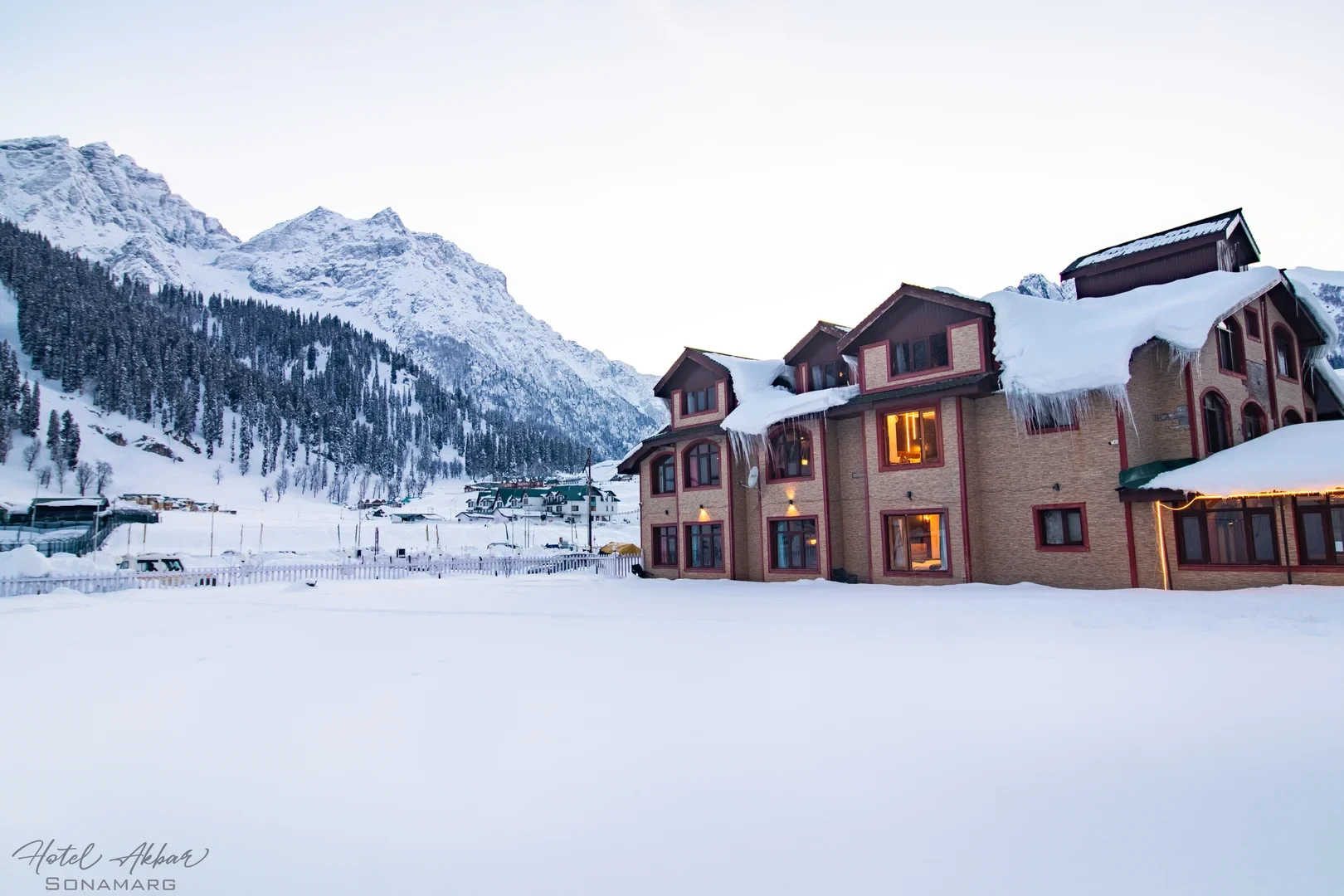 8 Top Things to Do in Sonamarg: Meadows, Glaciers & Adventure